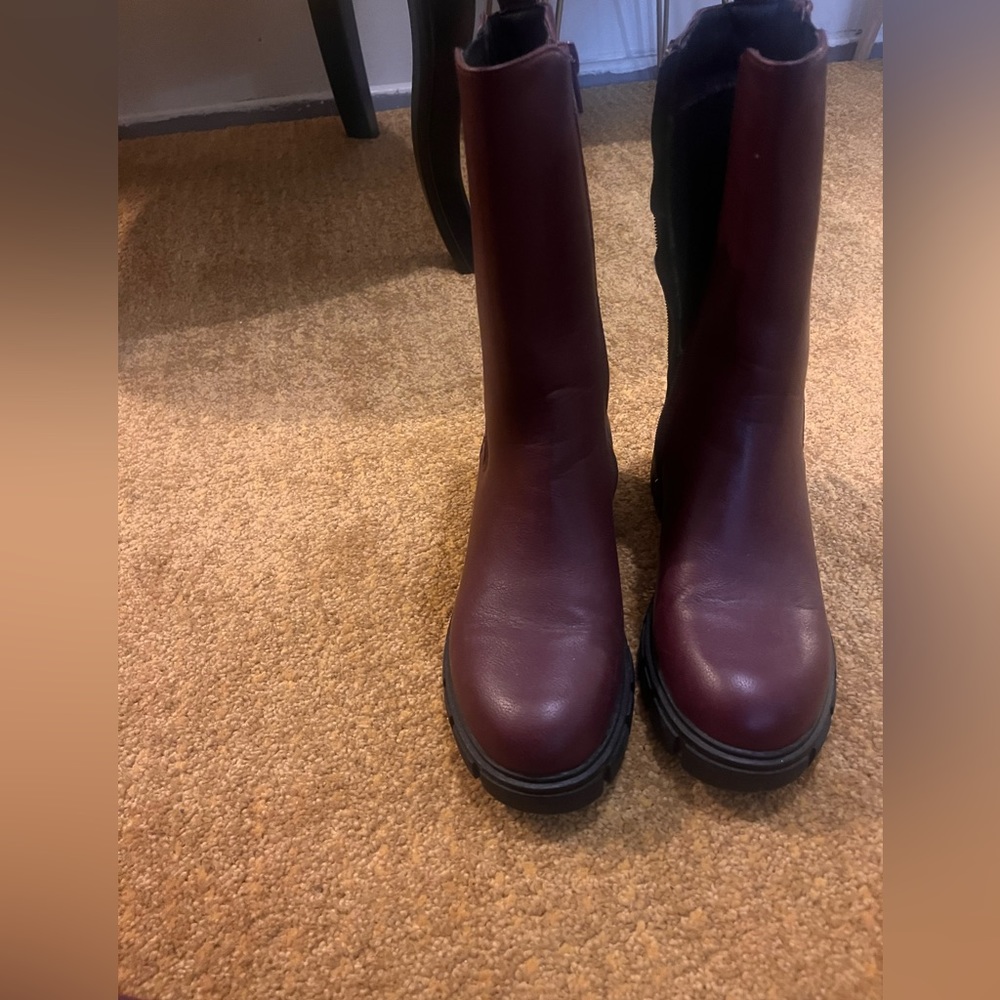 Chunky heel midi boot